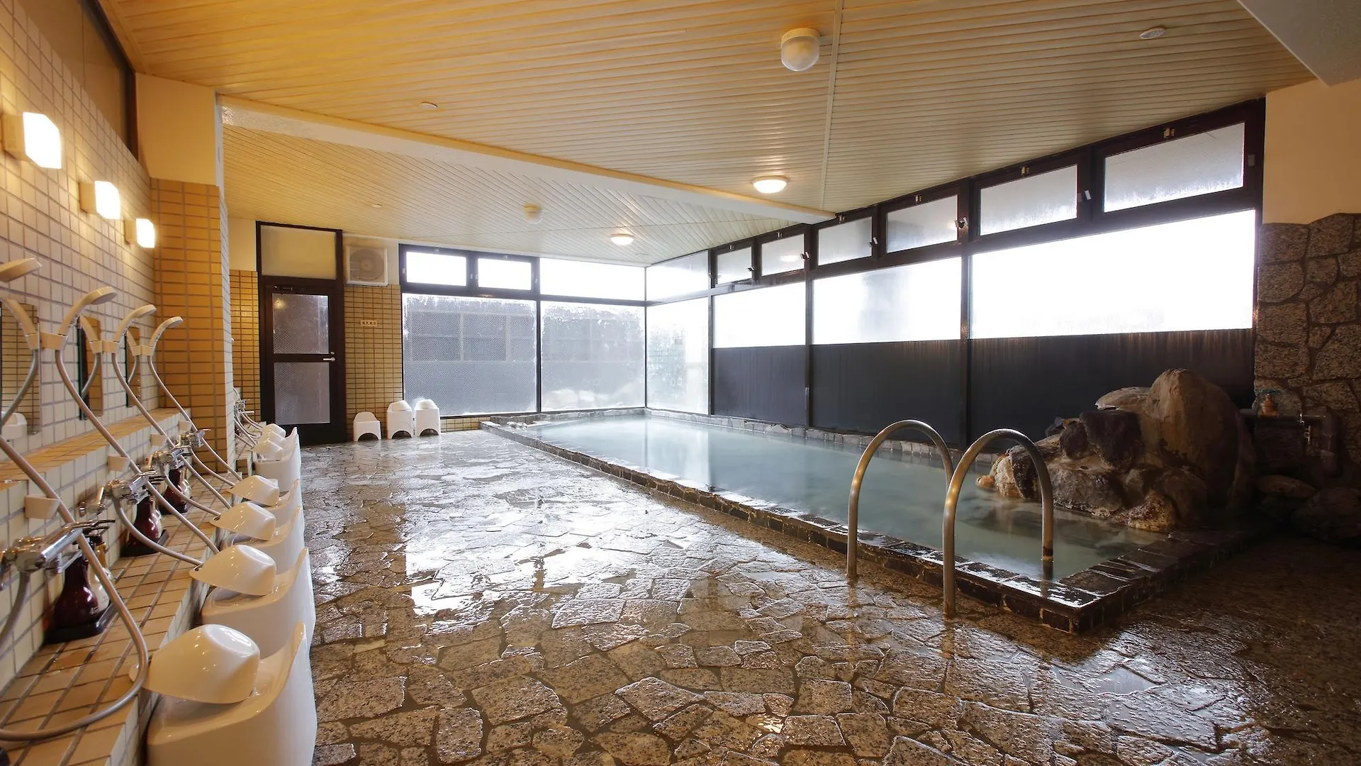 ホテル 湯の川温泉 笑 函館屋 函館市 3*,  日本